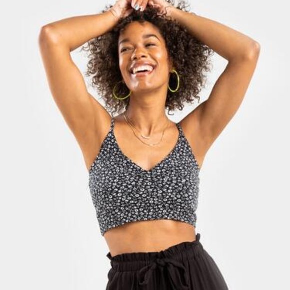 Francesca's | NWT Lue Ditsy Floral Crop Top 💠 - Picture 6 of 9